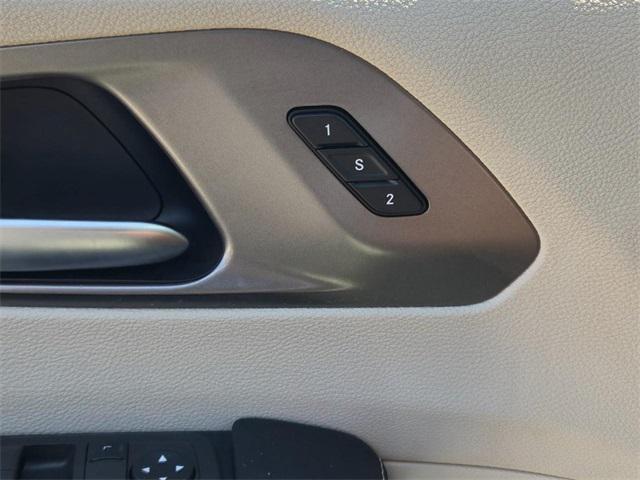 used 2022 Chrysler Pacifica car, priced at $20,723