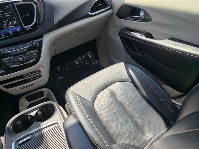 used 2022 Chrysler Pacifica car, priced at $19,882