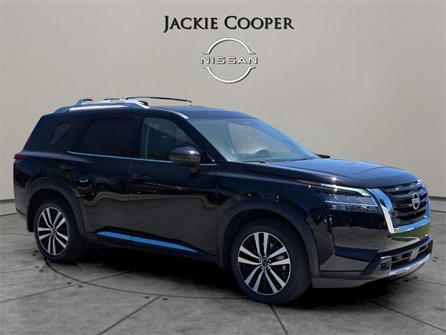 used 2024 Nissan Pathfinder car, priced at $45,541