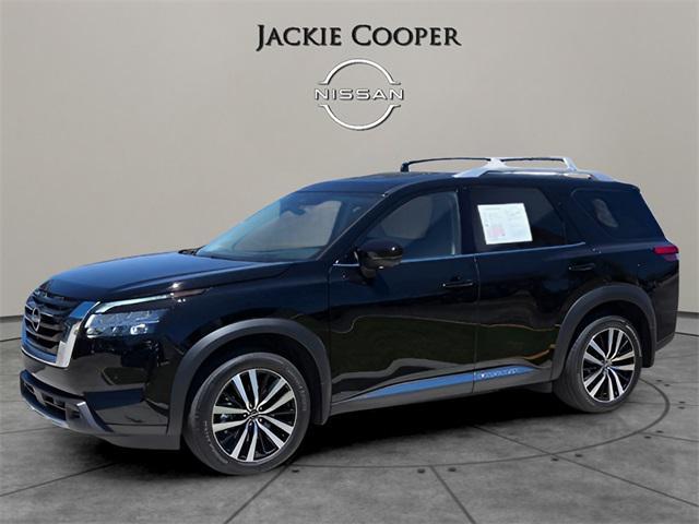 used 2024 Nissan Pathfinder car, priced at $45,541