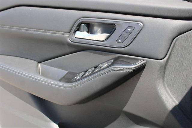 new 2025 Nissan Rogue car, priced at $42,425