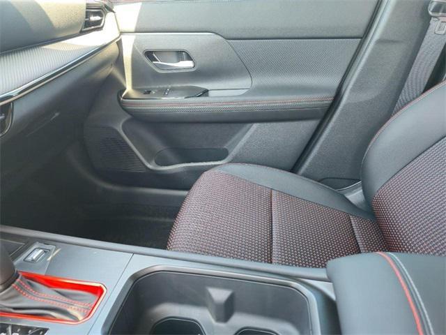 new 2025 Nissan Kicks car, priced at $29,513