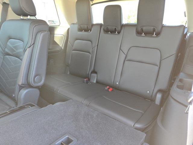 new 2025 Nissan Pathfinder car, priced at $52,060