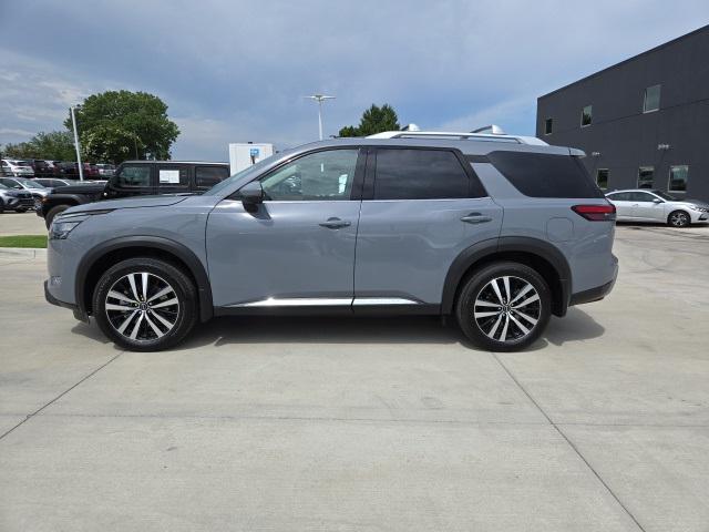 new 2025 Nissan Pathfinder car, priced at $54,485