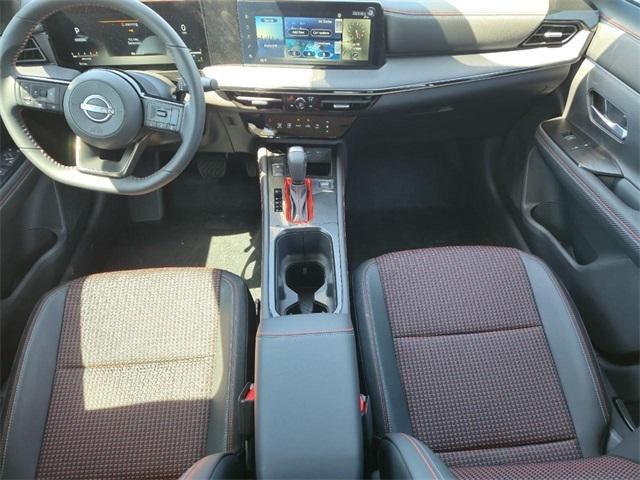 new 2025 Nissan Kicks car, priced at $29,235