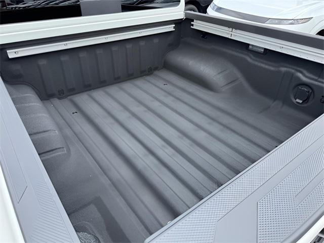 new 2025 Nissan Frontier car, priced at $40,225