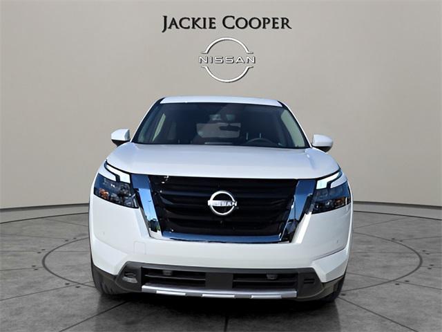 new 2025 Nissan Pathfinder car, priced at $47,104