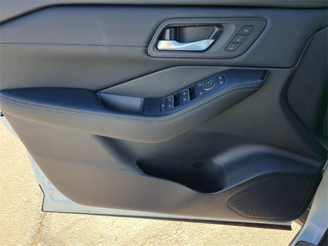 new 2025 Nissan Rogue car, priced at $39,692