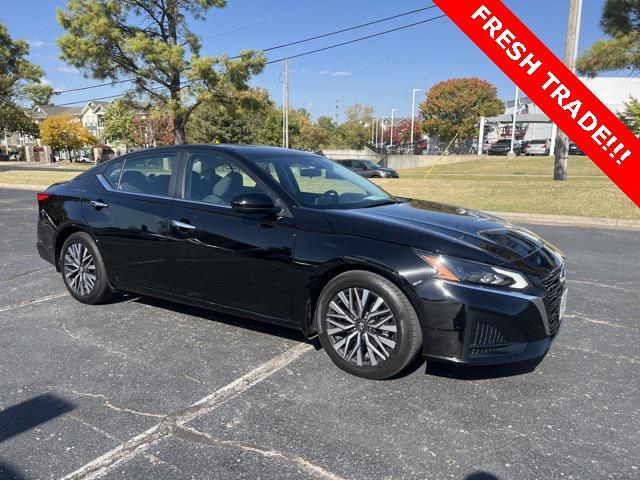 used 2023 Nissan Altima car, priced at $23,900