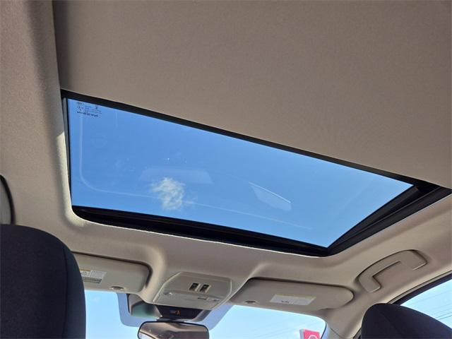 new 2025 Nissan Kicks car, priced at $28,600