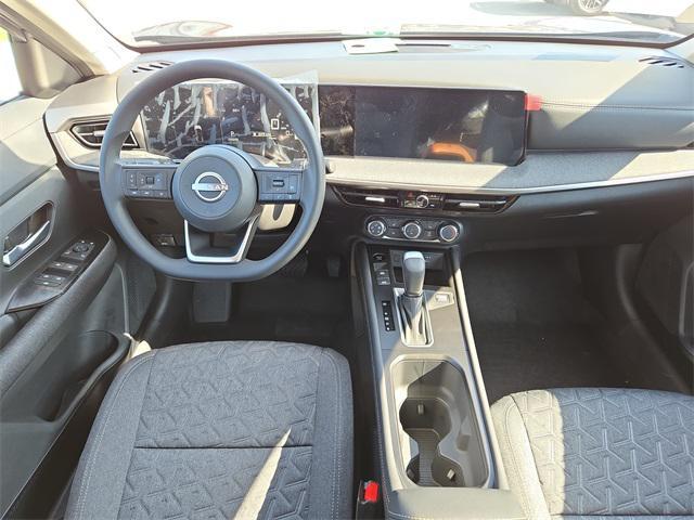 new 2025 Nissan Kicks car, priced at $28,600