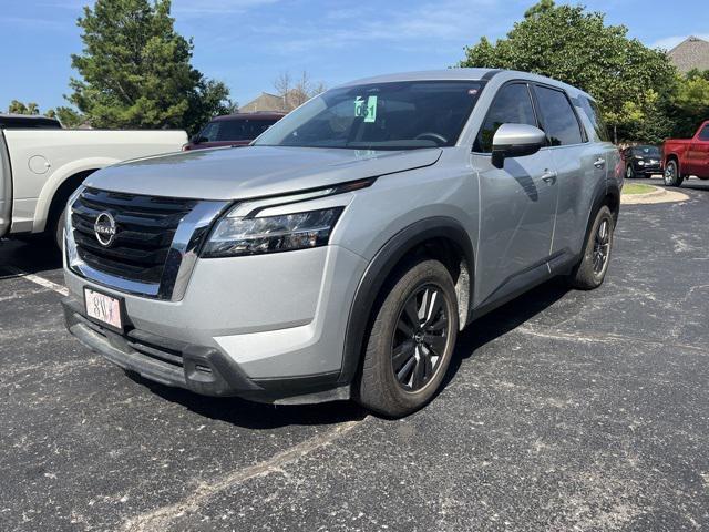used 2022 Nissan Pathfinder car, priced at $22,406