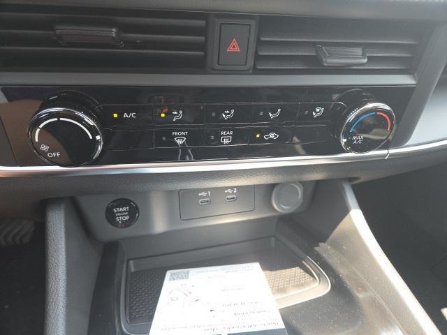 new 2025 Nissan Rogue car, priced at $30,938