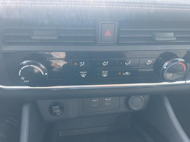 used 2025 Nissan Rogue car, priced at $25,992