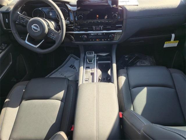new 2025 Nissan Pathfinder car, priced at $46,751