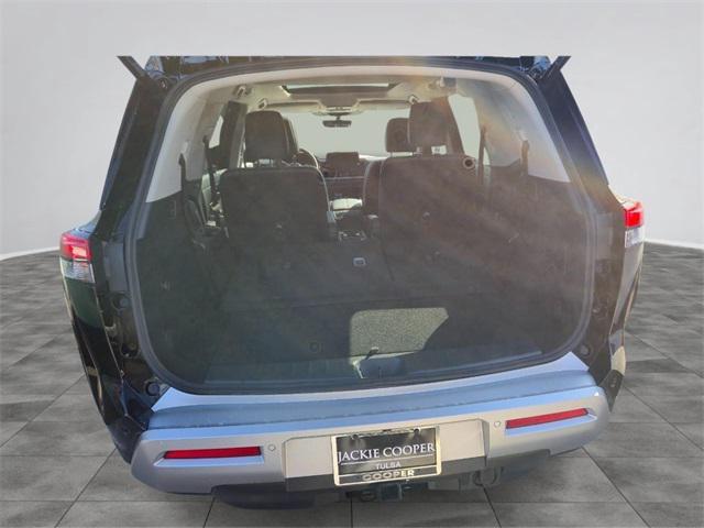 new 2025 Nissan Pathfinder car, priced at $44,340
