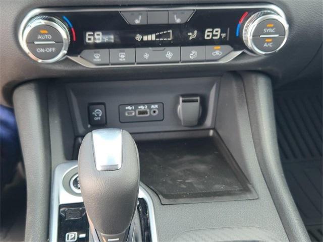 new 2025 Nissan Sentra car, priced at $27,364