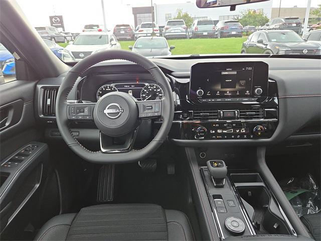 new 2025 Nissan Pathfinder car, priced at $46,505