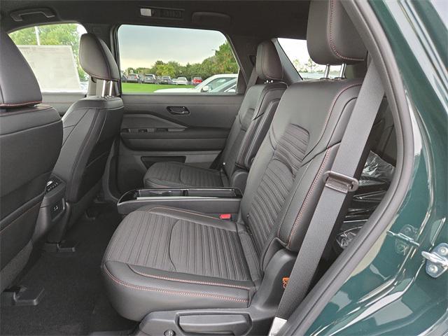 new 2025 Nissan Pathfinder car, priced at $46,505