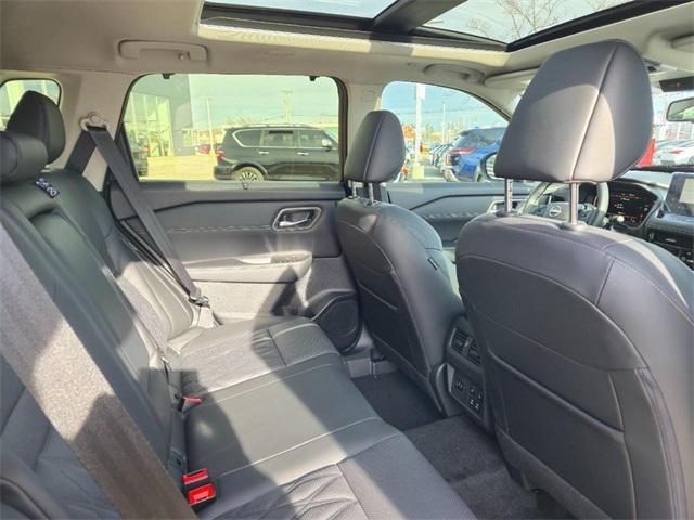 new 2025 Nissan Rogue car, priced at $46,280