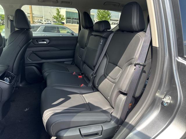 new 2025 Nissan Armada car, priced at $60,570