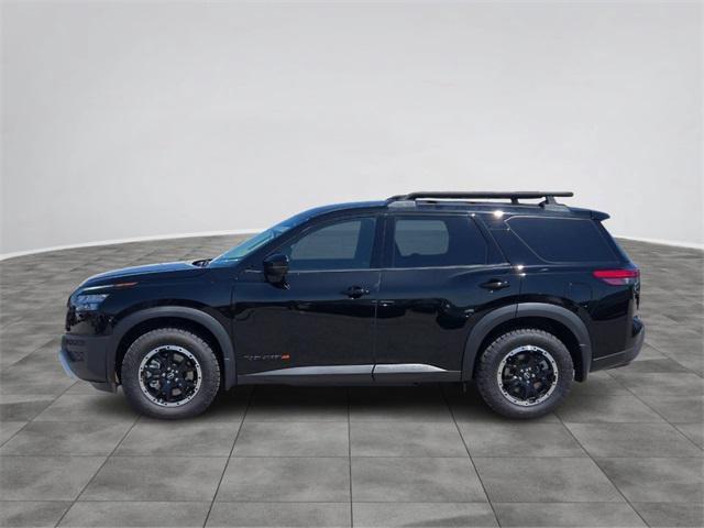 new 2025 Nissan Pathfinder car, priced at $42,611