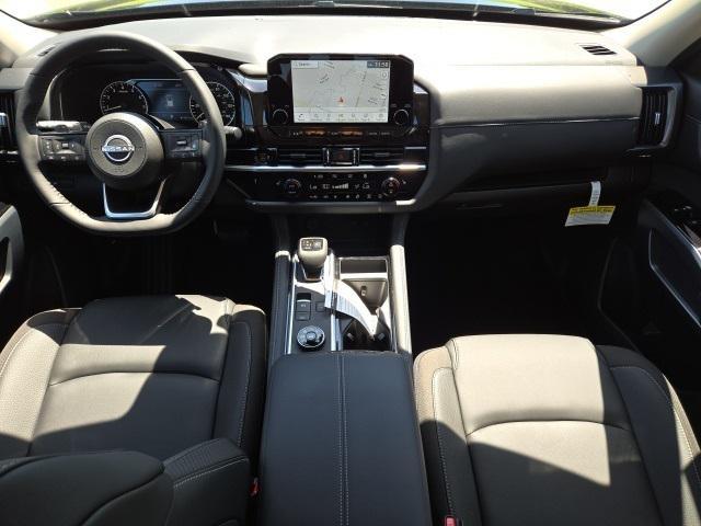 new 2025 Nissan Pathfinder car, priced at $46,565