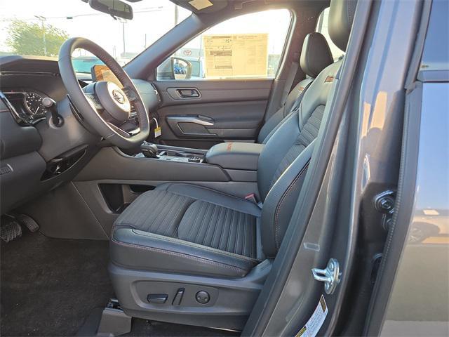 new 2025 Nissan Pathfinder car, priced at $46,610