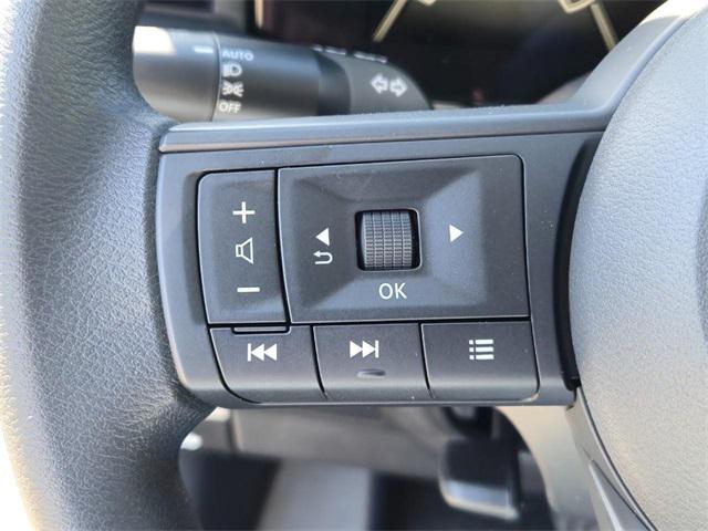 new 2025 Nissan Kicks car, priced at $24,464