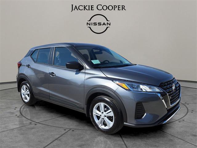 new 2025 Nissan Kicks car, priced at $23,455