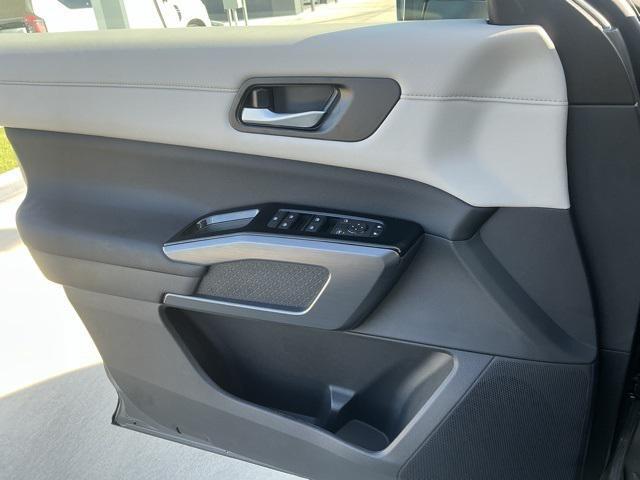 new 2025 Nissan Pathfinder car, priced at $47,555