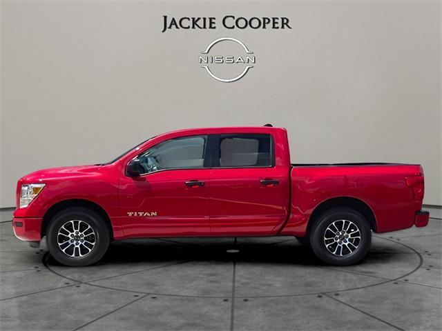used 2023 Nissan Titan car, priced at $32,522