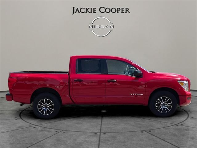 used 2023 Nissan Titan car, priced at $32,522