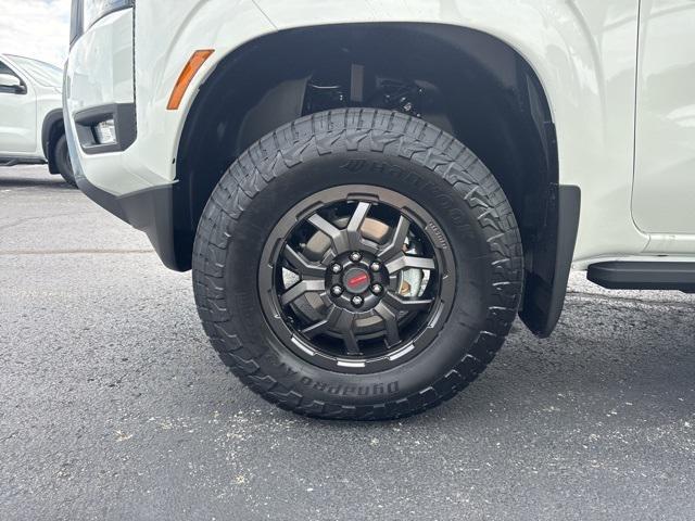 new 2025 Nissan Frontier car, priced at $49,160