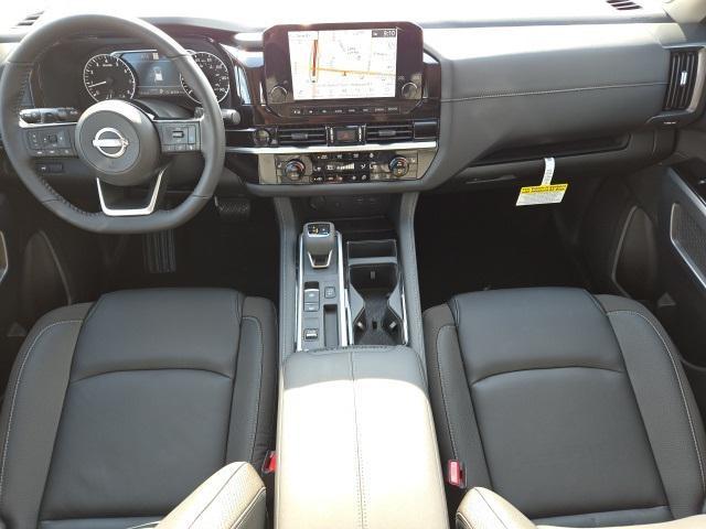 new 2025 Nissan Pathfinder car, priced at $47,555