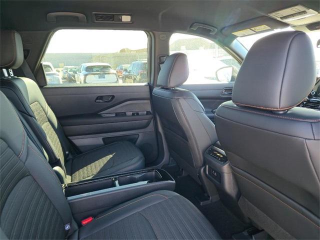 new 2025 Nissan Pathfinder car, priced at $42,871