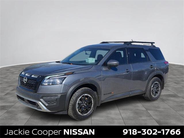 new 2025 Nissan Pathfinder car, priced at $42,871