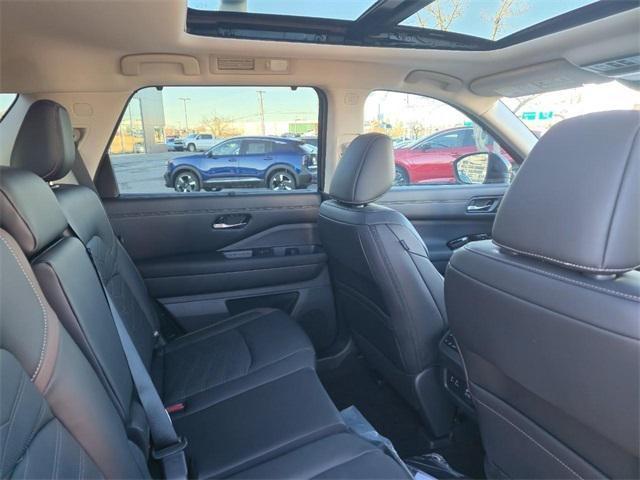 new 2025 Nissan Pathfinder car, priced at $46,867