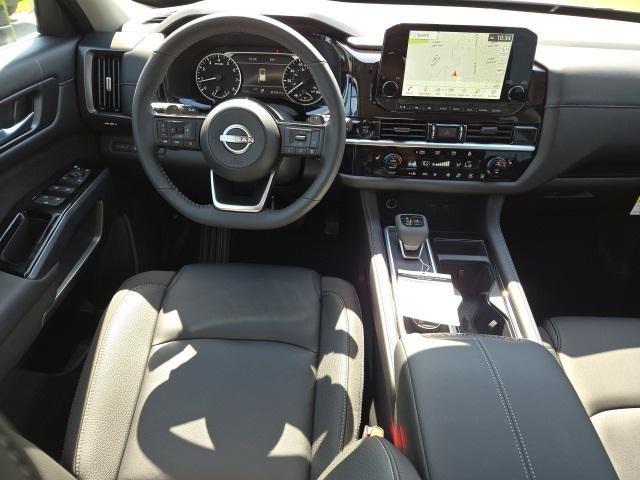 new 2025 Nissan Pathfinder car, priced at $46,565
