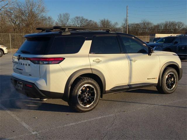 new 2024 Nissan Pathfinder car, priced at $42,160