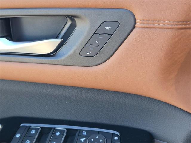 new 2025 Nissan Pathfinder car, priced at $51,584