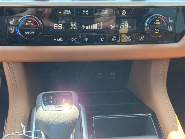 new 2025 Nissan Pathfinder car, priced at $51,584