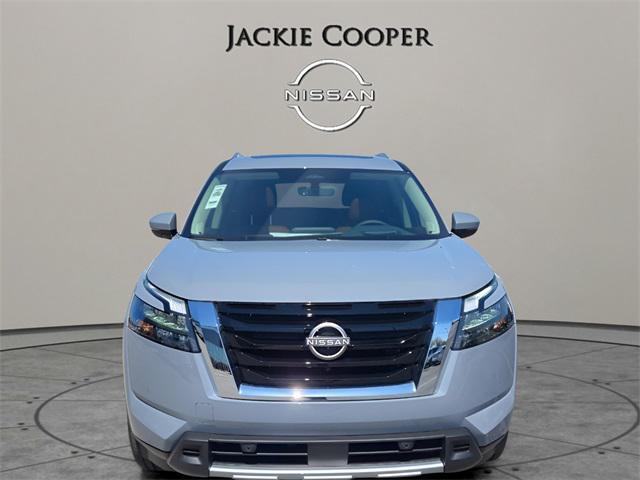 new 2025 Nissan Pathfinder car, priced at $51,053