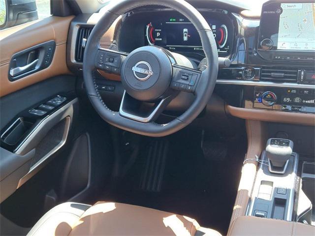new 2025 Nissan Pathfinder car, priced at $51,584