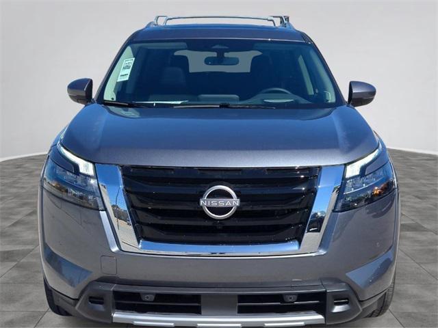 new 2025 Nissan Pathfinder car, priced at $52,549