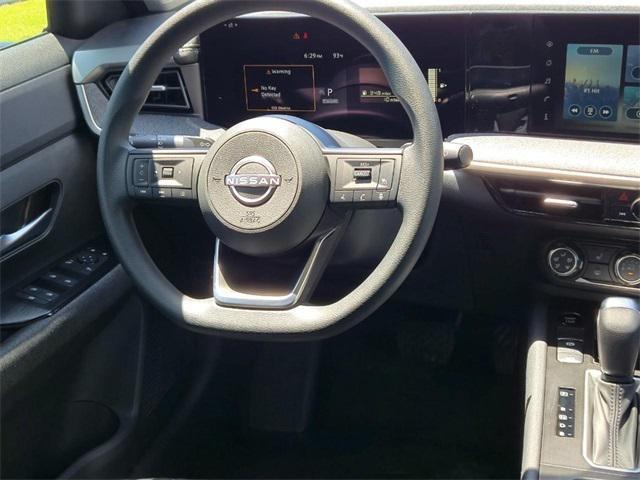 new 2025 Nissan Kicks car, priced at $25,293