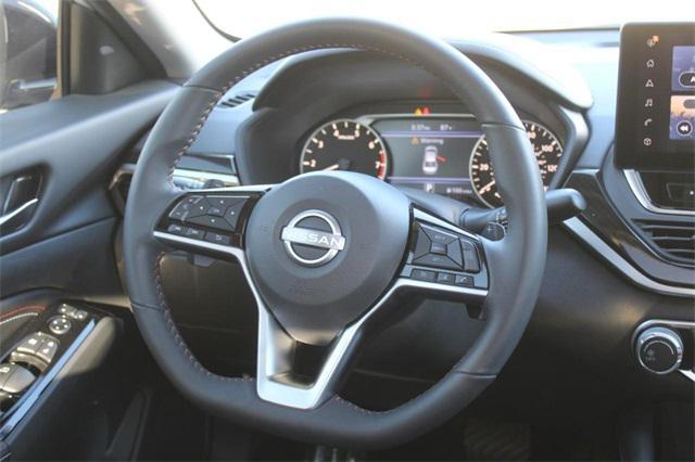 used 2023 Nissan Altima car, priced at $25,899