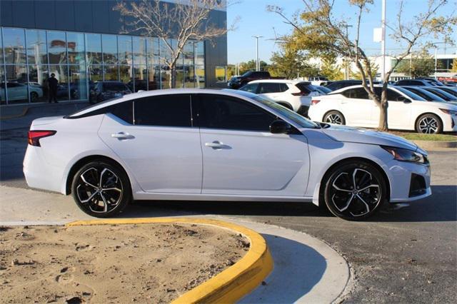 used 2023 Nissan Altima car, priced at $25,899