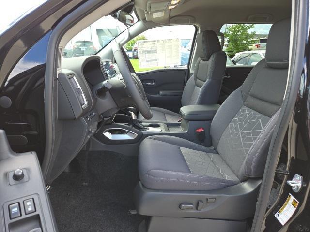 new 2025 Nissan Frontier car, priced at $39,725