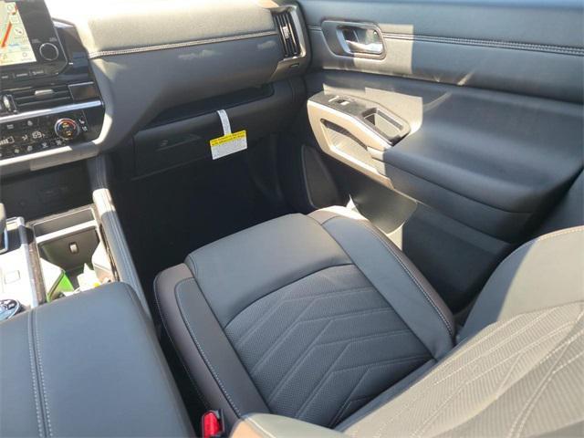 new 2025 Nissan Pathfinder car, priced at $51,997